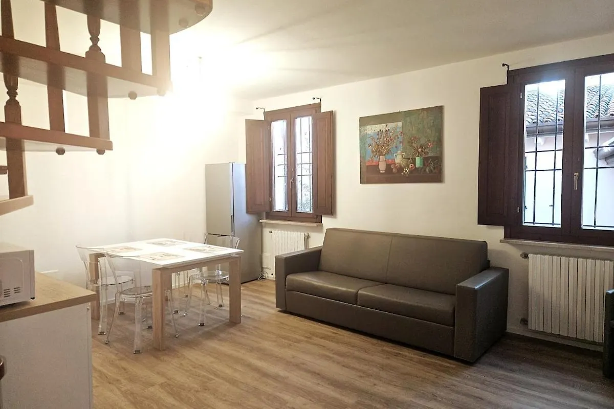 Desenzanocentro Da Scott Wifi Free Daire Desenzano del Garda